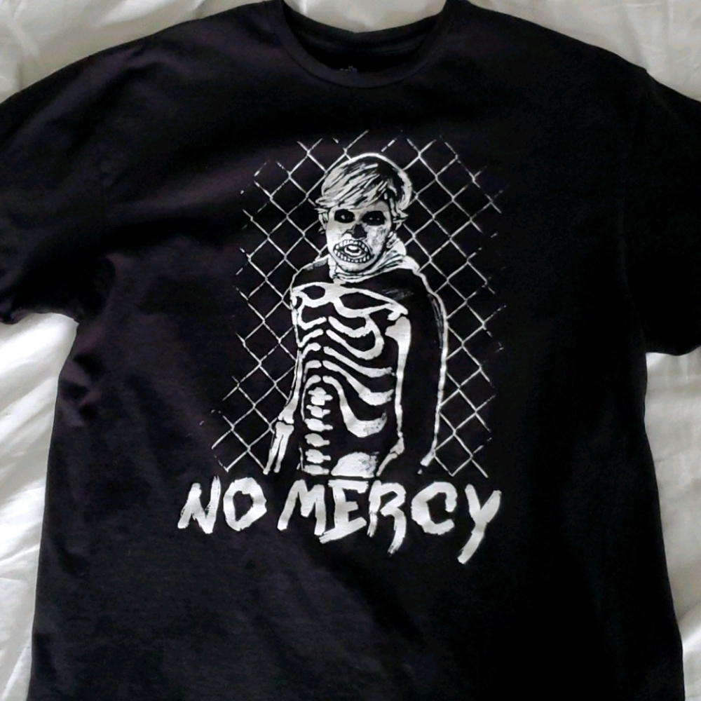 Karate kid shirt - size L
